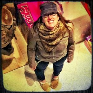 Meet your Posher, Nikki